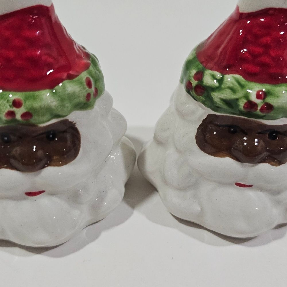 Festive Black Santa Salt and Pepper Shakers Blanta - Picture 2 of 4